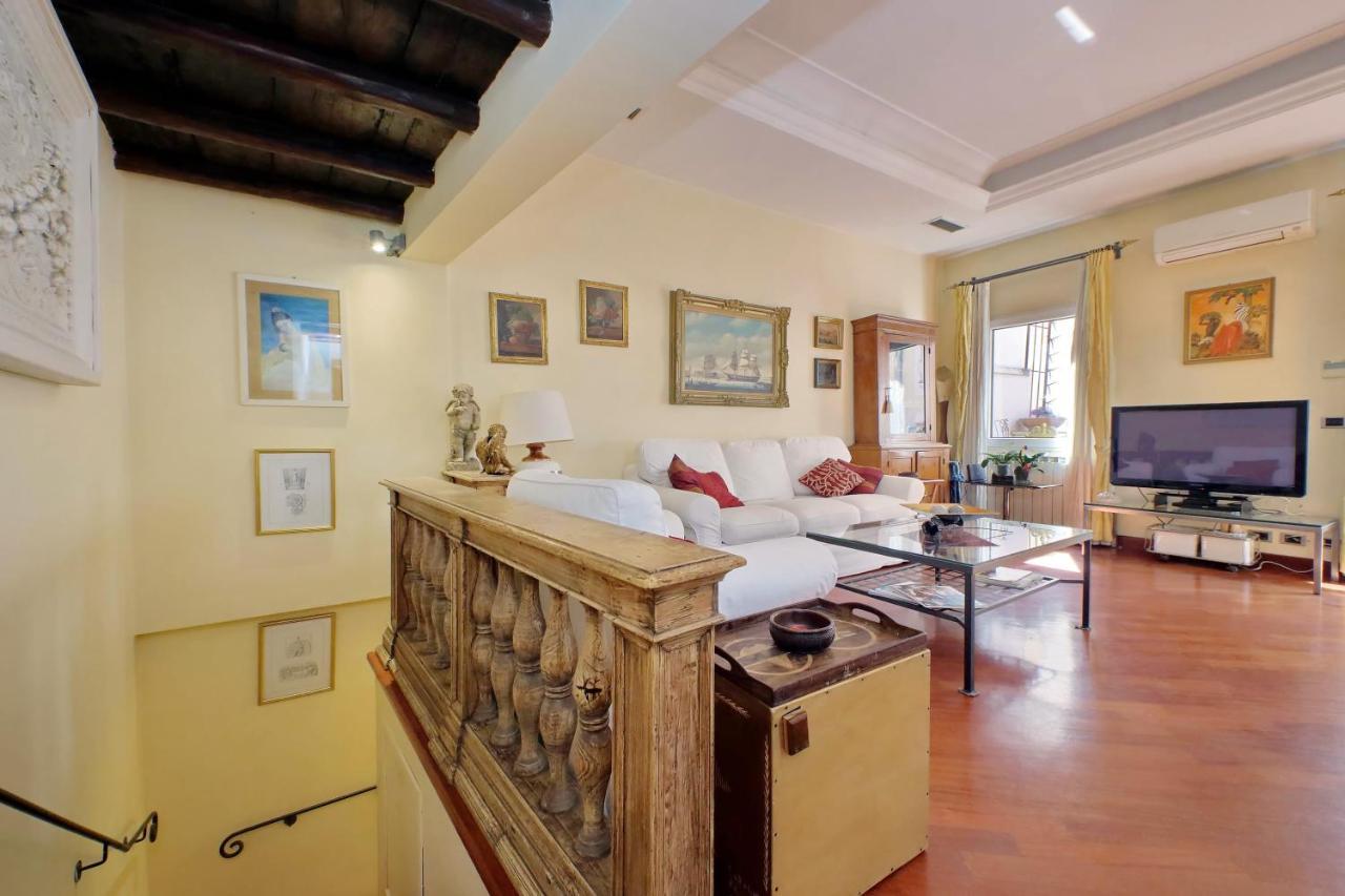 روما 4Bnb - Luxury Trevi Apartment W Terrace المظهر الخارجي الصورة