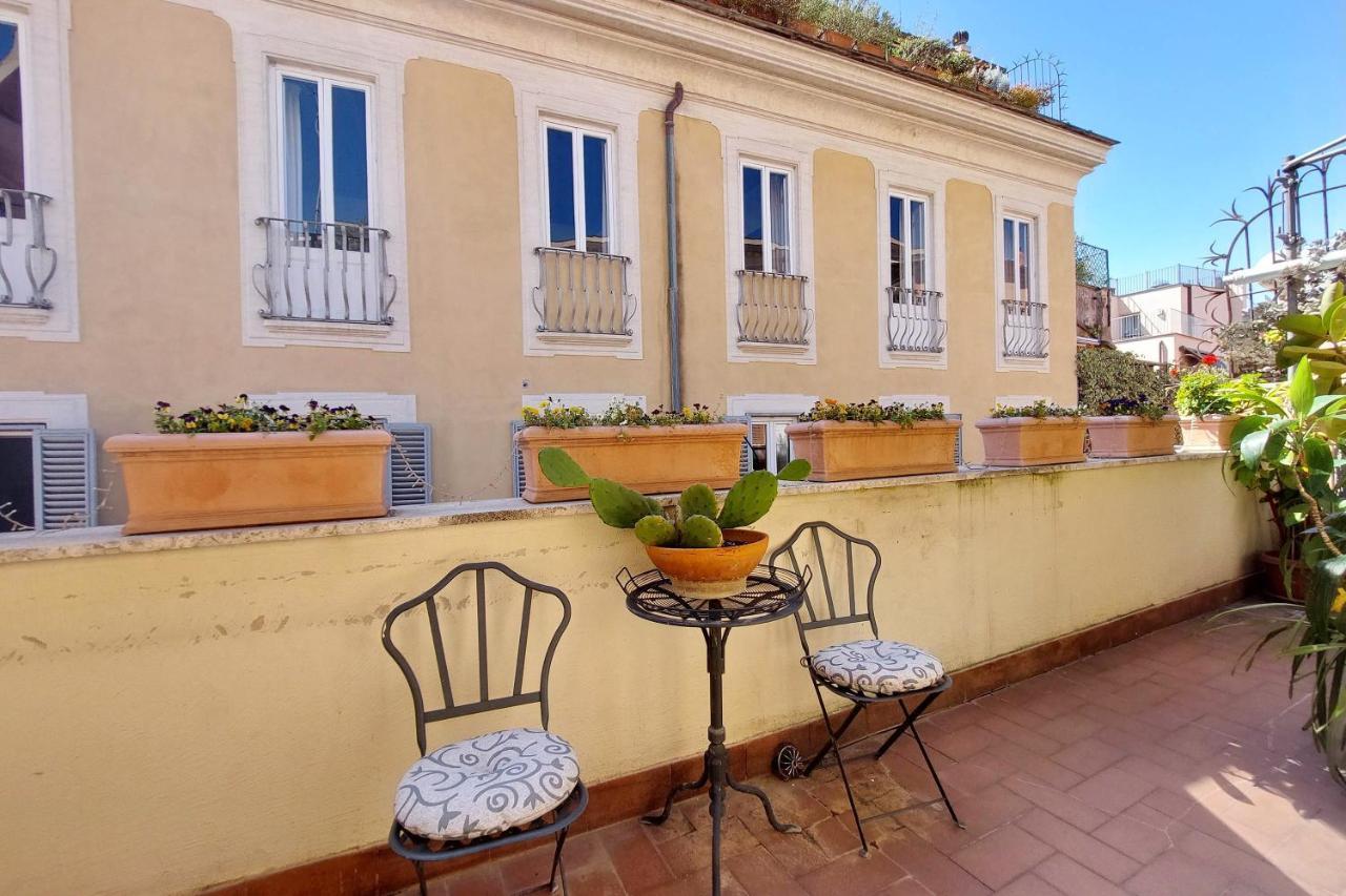 روما 4Bnb - Luxury Trevi Apartment W Terrace المظهر الخارجي الصورة