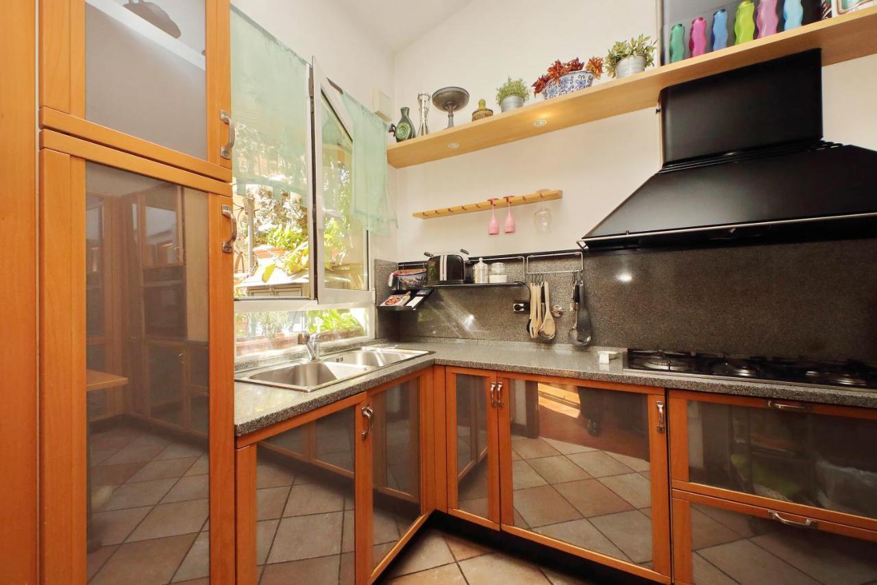 روما 4Bnb - Luxury Trevi Apartment W Terrace المظهر الخارجي الصورة