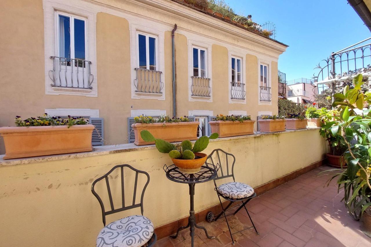 روما 4Bnb - Luxury Trevi Apartment W Terrace المظهر الخارجي الصورة